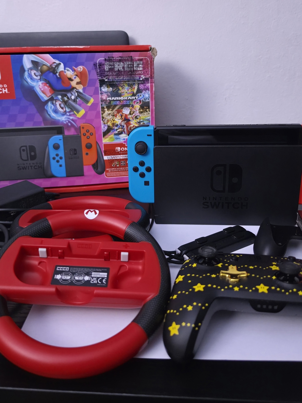 Nintendo Switch 1Bundle - Picture 2 of 16